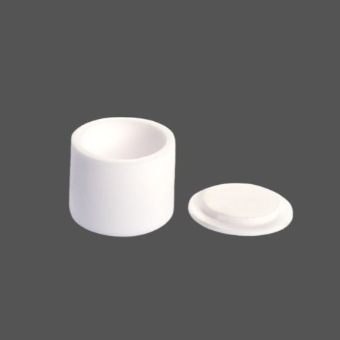 Alumina crucible small with lid