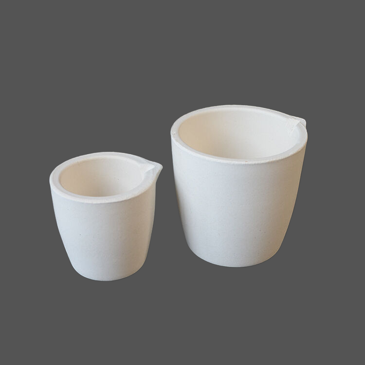 🔹 CeramXpert Custom Alumina Ceramic Crucible with Spout for Precision Applications 🔹